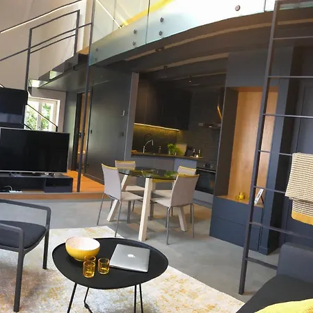 Апартаменти The Bridge Casa Luxury *