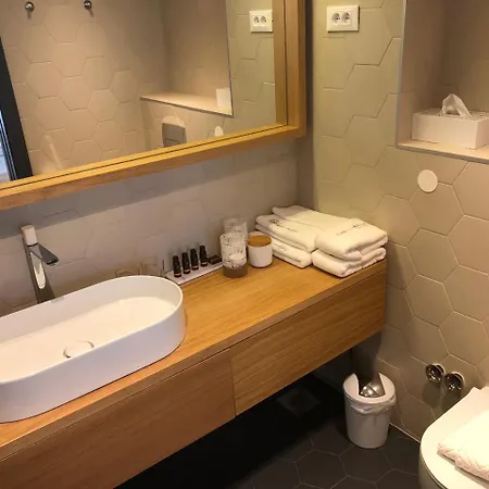 The Bridge Casa Luxury Апартаменти *