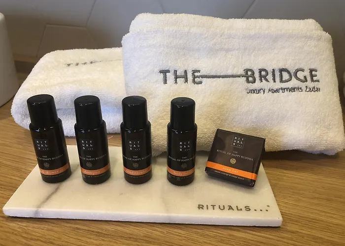 The Bridge Casa Luxury Apartamento